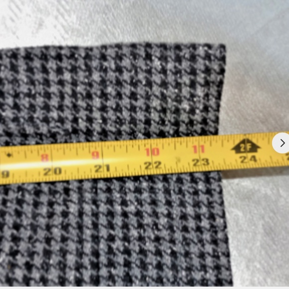 L.L. Bean Women's Houndstooth Blazer zip pockets wool blend size medium - Picture 7 of 8